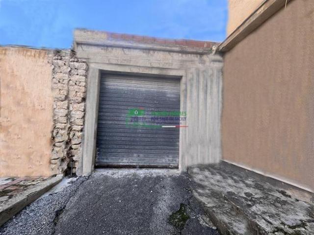 Box in vendita a Comiso, Sicilia