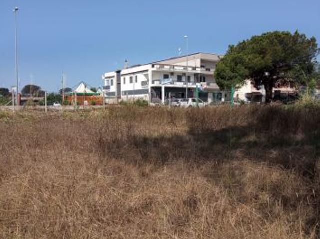 Terreno in vendita a Castel Volturno, Campania
