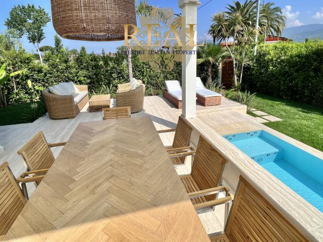 Villa Indipendente in affitto a Vittoria Apuana, Forte Dei Marmi