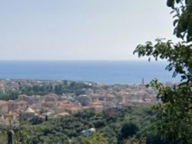 Villa Indipendente in vendita a Ri Alto, Chiavari
