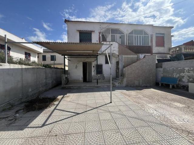 Villa Indipendente in vendita a Destra Volturno, Castel Volturno