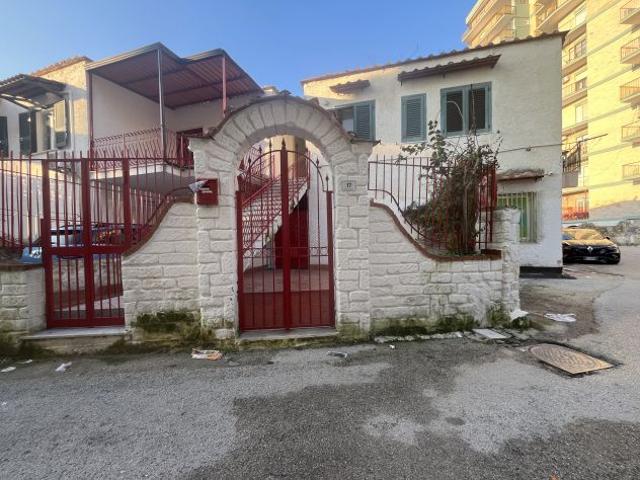 Appartamento in affitto a Castel Volturno, Campania