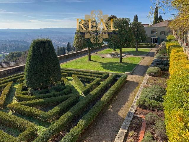 Villa Indipendente in affitto a Quartiere 5, Firenze