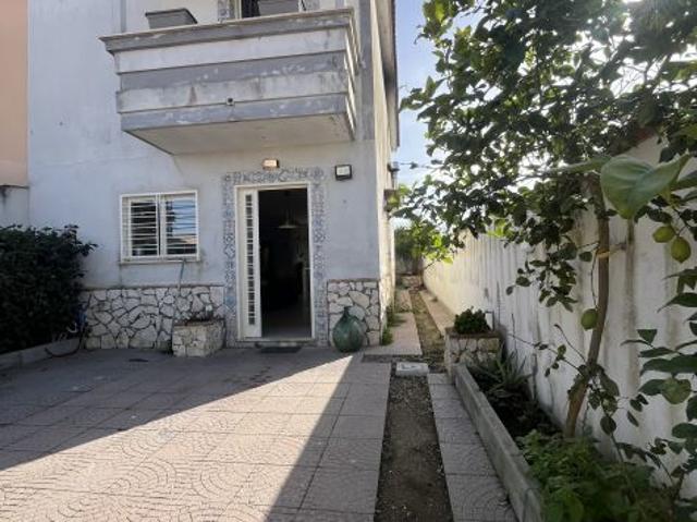 Villa Indipendente in vendita a Borgo Domitio, Castel Volturno