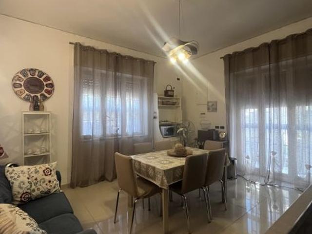 Appartamento in affitto a Castel Volturno, Campania