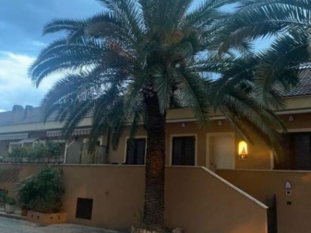 Villa Indipendente in vendita a Chiavari, Liguria