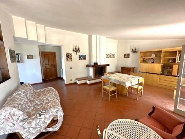 Appartamento in vendita a Gianola, Formia