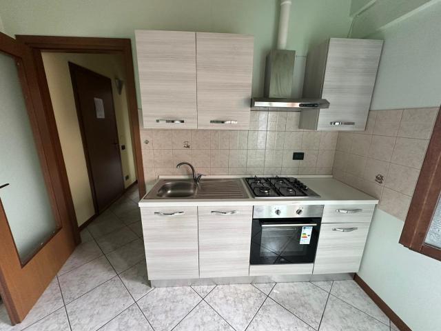 Appartamento in affitto a Lendinara, Rovigo