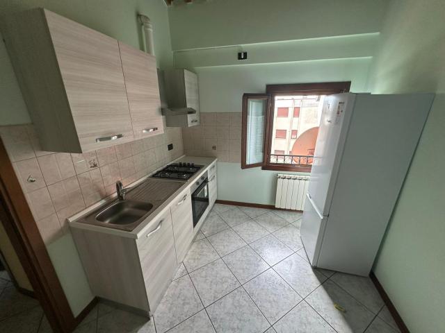 Appartamento in affitto a Lendinara, Veneto