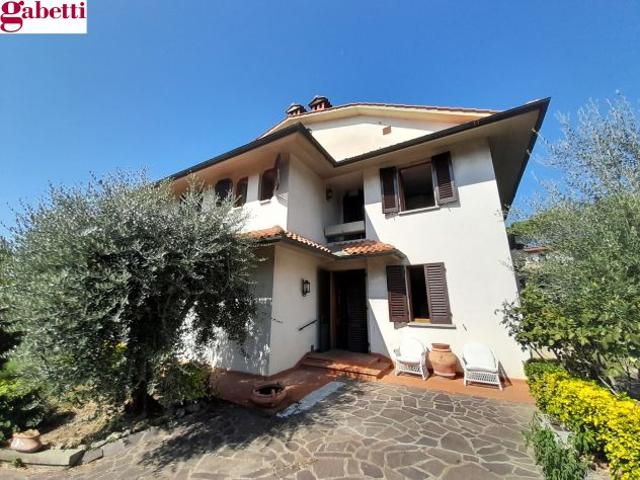 Villa Indipendente in vendita a Lecchi, Toscana