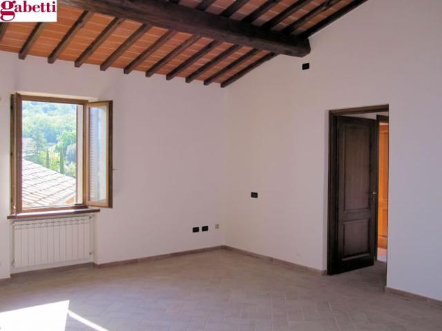 Villa Indipendente in vendita a Lecchi, Toscana