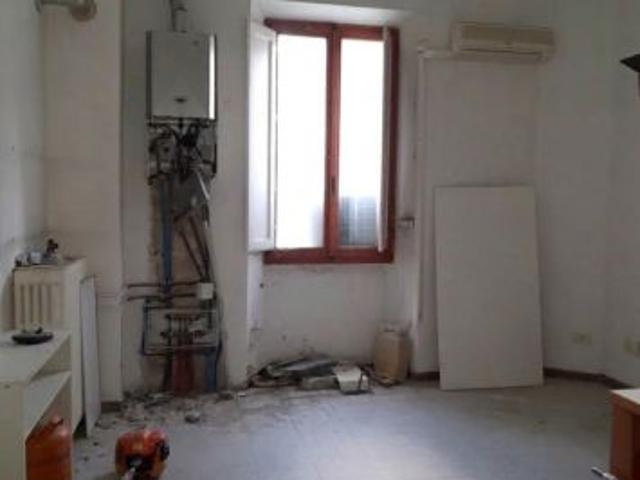 Ufficio in vendita a Centro, Poggibonsi