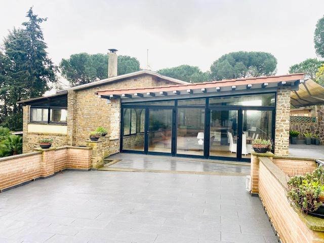 Villa Indipendente in affitto a Campello Sul Clitunno, Umbria