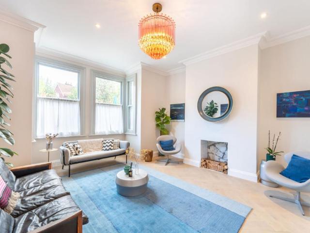 House for rent in London Borough of Brent, Greater London
