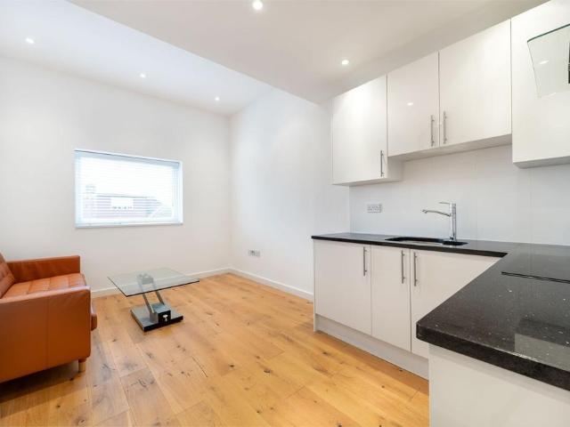 House for rent in Dollis Hill, Greater London