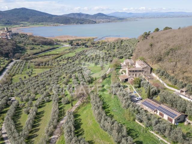 Casa in vendita a Magione, Umbria