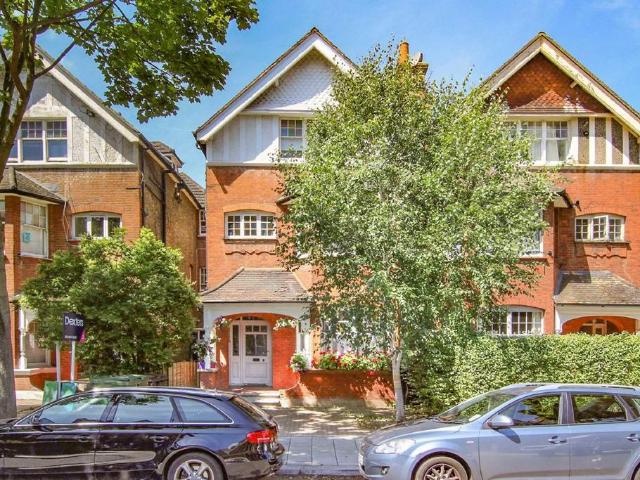 Apartment for rent in Streatham, Greater London