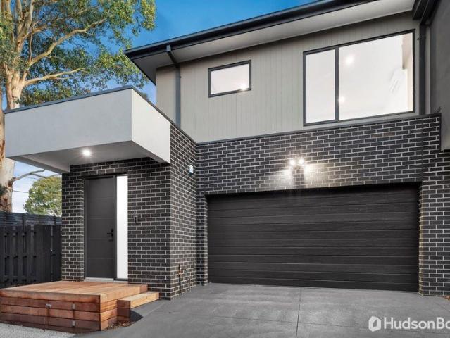 Townhouse for rent in Doncaster East, Melbourne