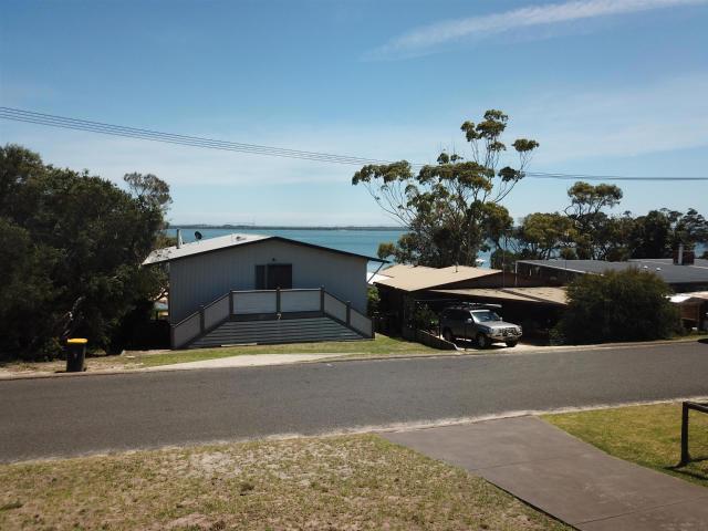 House for sale in Loch Sport, Victoria