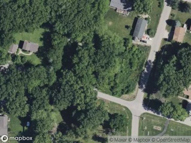House for sale in Mchenry, Illinois
