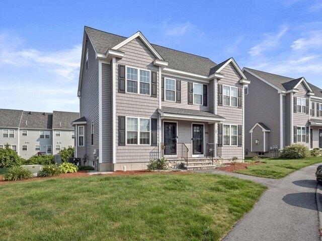 Condo for sale in Tyngsboro, Massachusetts