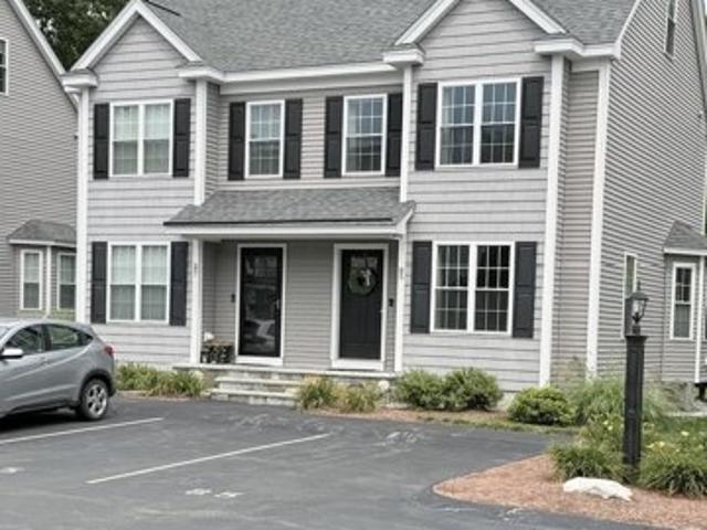 Condo for sale in Tyngsboro Crossing, Tyngsborough