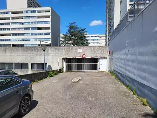 Garage vente à Lyon, Métropole de Lyon