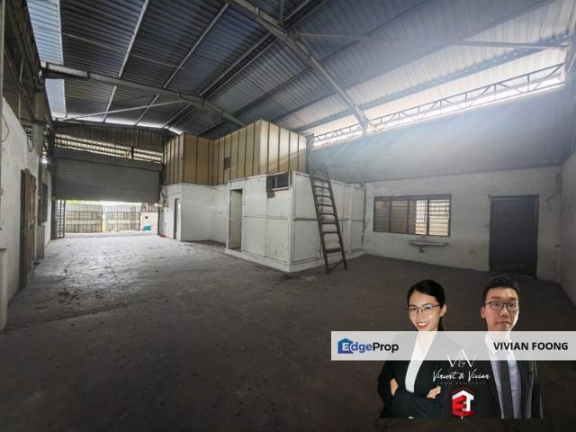 Warehouse for rent in Perak, Lahat