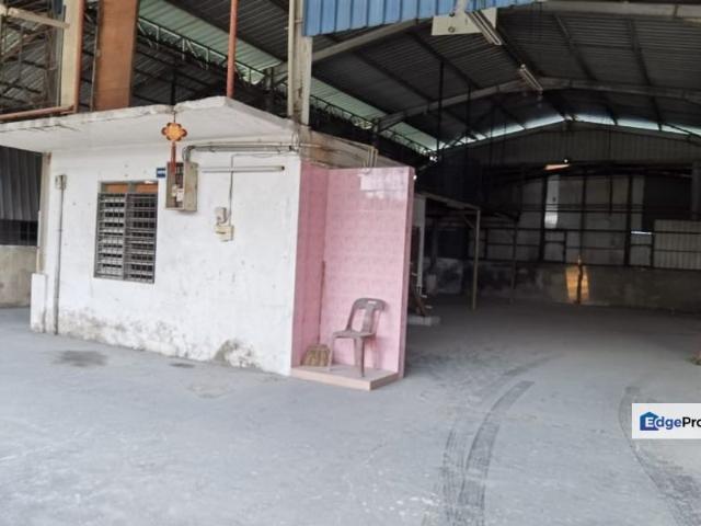 Warehouse for sale in Perak, Lahat