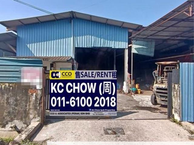 Warehouse for sale in Perak, Lahat