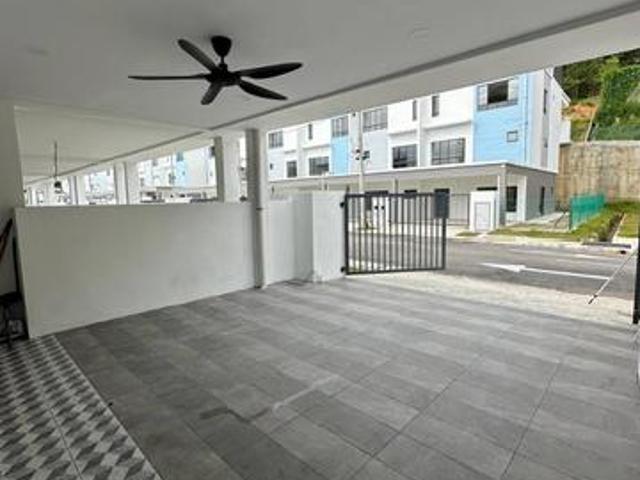 Townhouse for sale in Putatan, Sabah