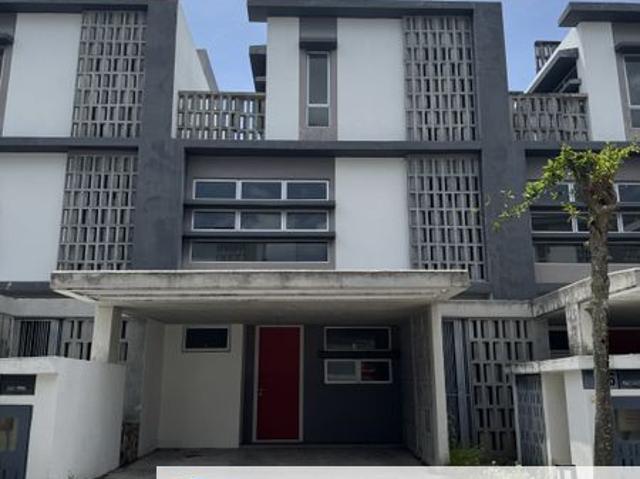 House for sale in Sendayan Village, Negeri Sembilan