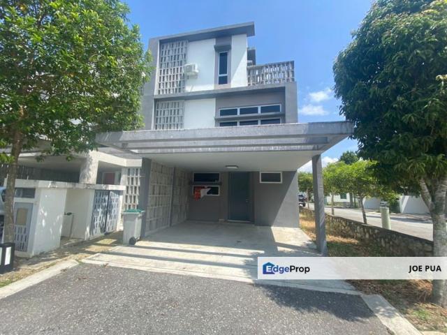 House for sale in Sendayan Village, Negeri Sembilan