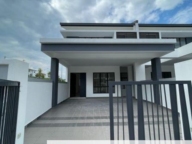 House for sale in Sendayan Village, Negeri Sembilan