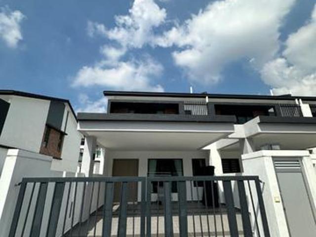 Terraced House for sale in Sendayan Village, Negeri Sembilan