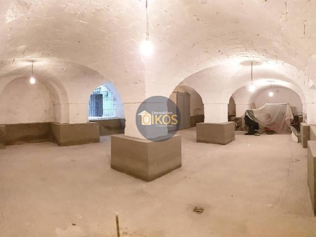 Box in vendita a Puglia, Bari