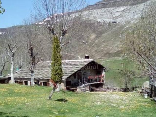 Casa en alquiler en Espinosa De Los Monteros, Burgos