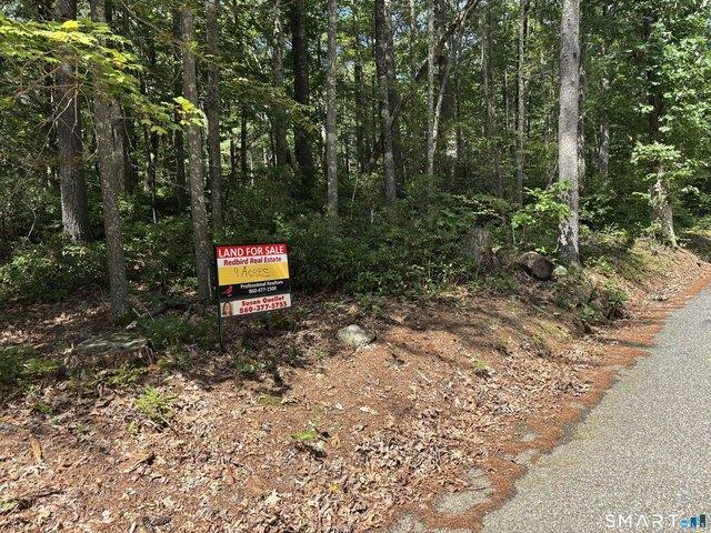 Land for sale in Connecticut