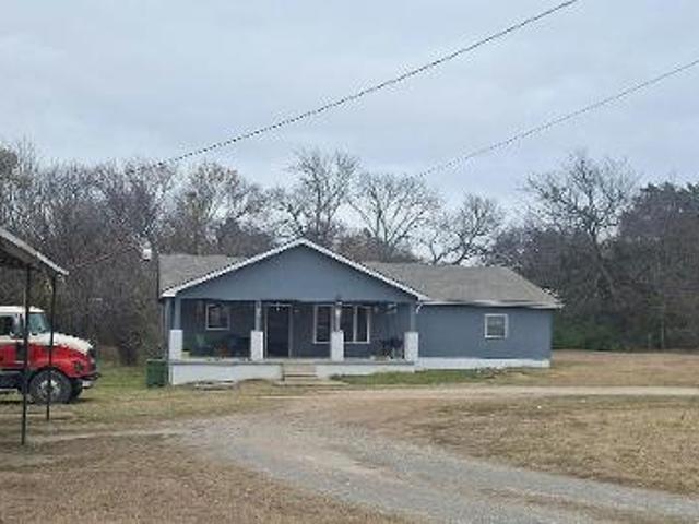 House for sale in Pottsboro, Texas