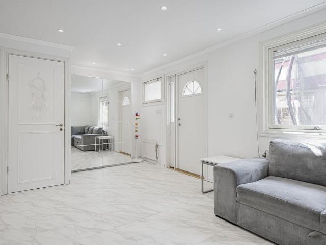 Hus hyra i Vetterslund, Västerås