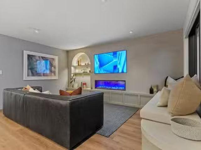 Apartment for rent in Whangaparaoa