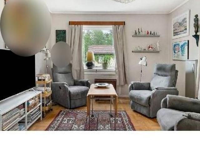 Hus hyra i Hallstalund, Hallstavik