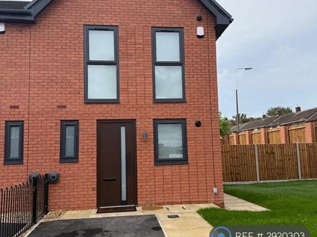 House for rent in Calderstones