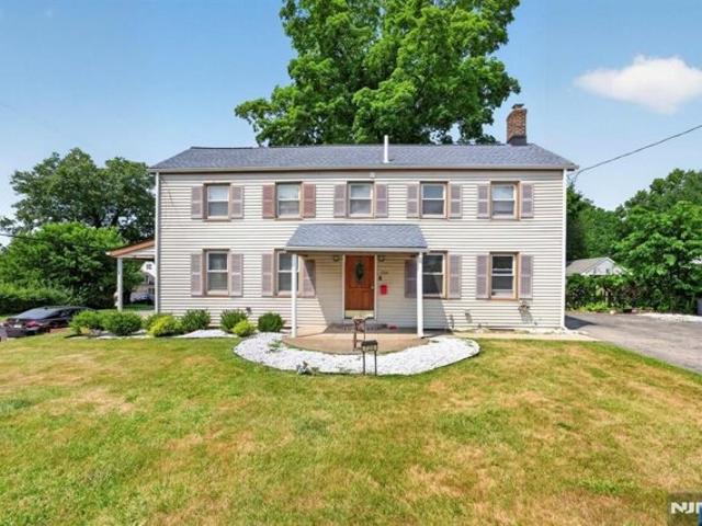 House for sale in Passaic, New Jersey