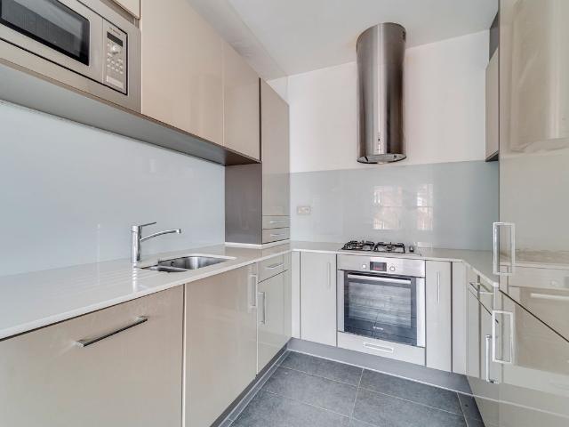 Apartment for rent in Muswell Hill, Greater London
