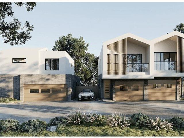 Townhouse for sale in Heathmont, Melbourne