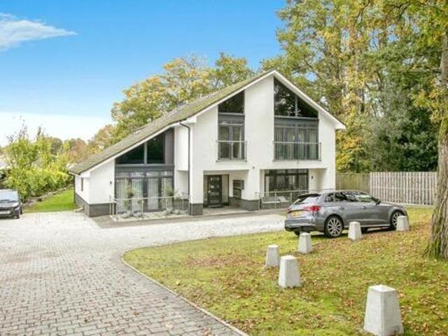 House for sale in Tricketts Cross, Ferndown