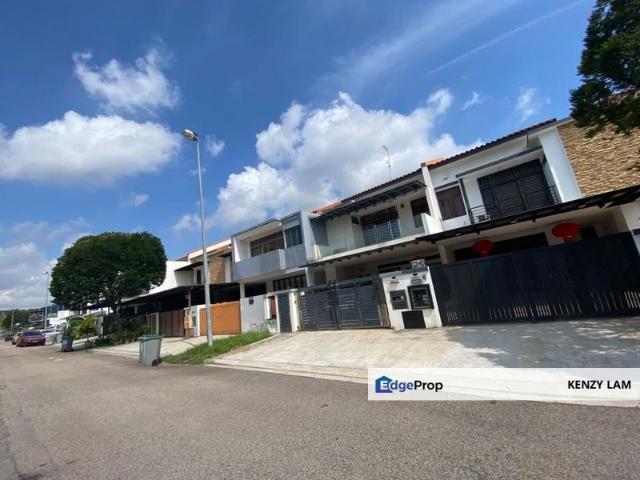 House for sale in Rini Heights, Iskandar Puteri