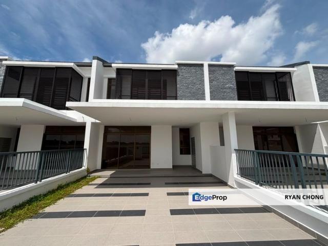 House for sale in Lima Kedai, Iskandar Puteri