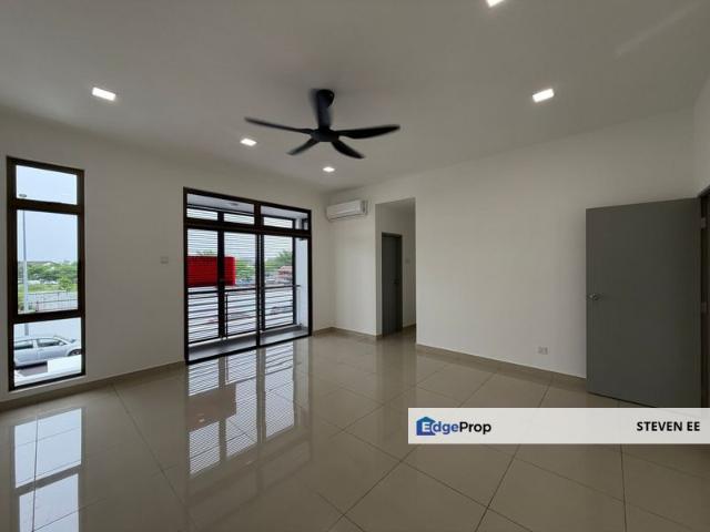 House for sale in Lima Kedai, Iskandar Puteri